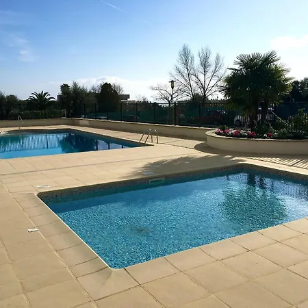 Rdj Calme Proche Apartmán Antibes